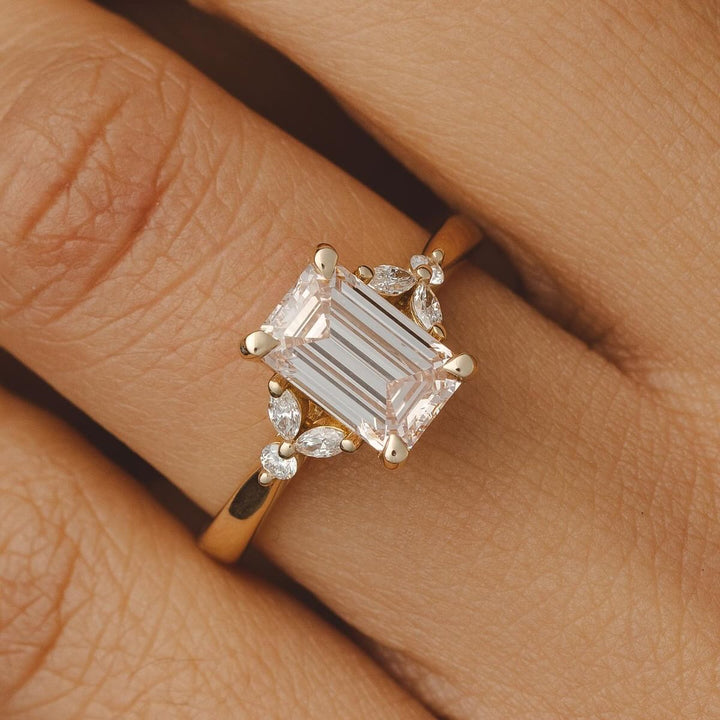 Diamond Ring Buying Guide: Understanding 4Cs Like a Pro