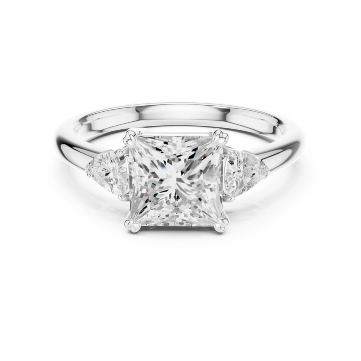 Princess three-stone ring in white gold with half-moon side stones and lab-grown diamond – Australia