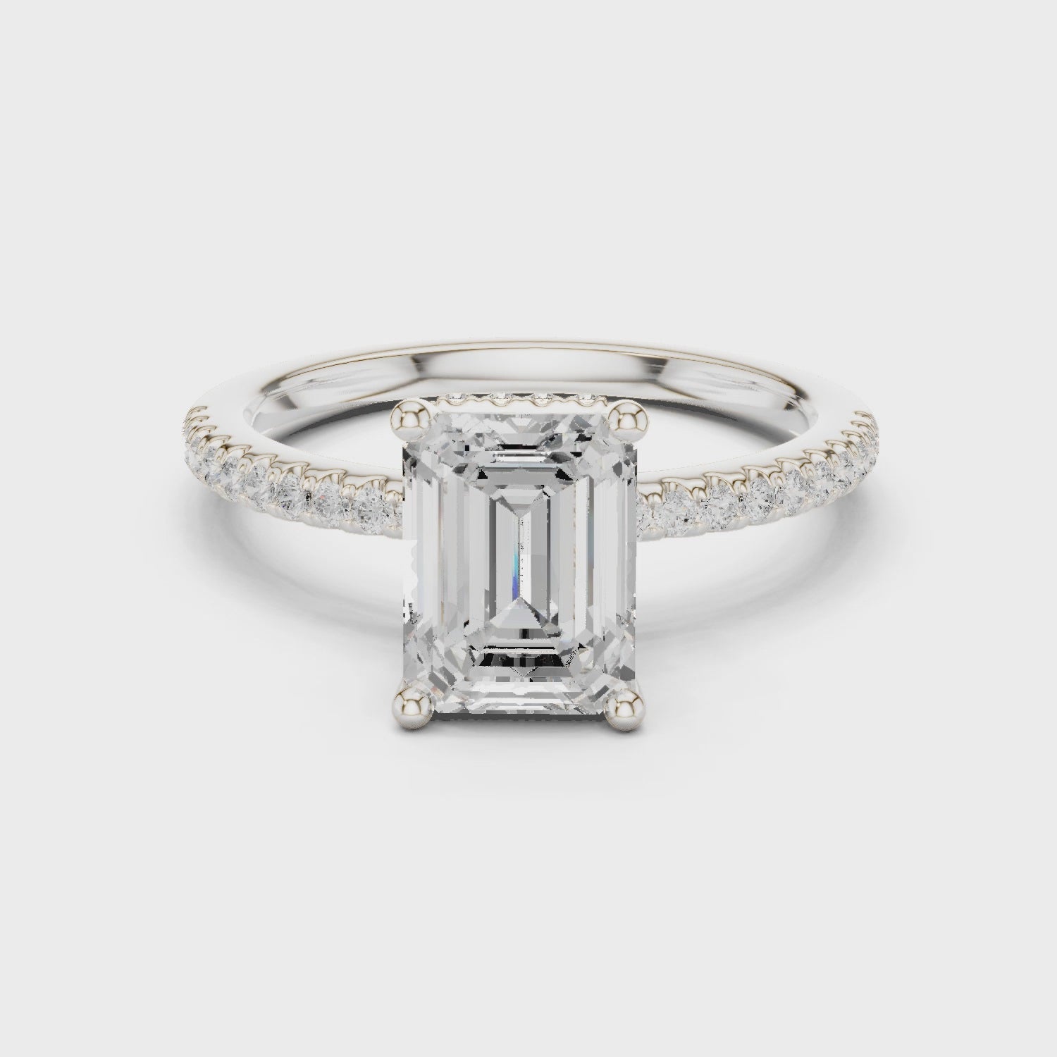 Mantle Aurelia Pavé Emerald Diamond Ring